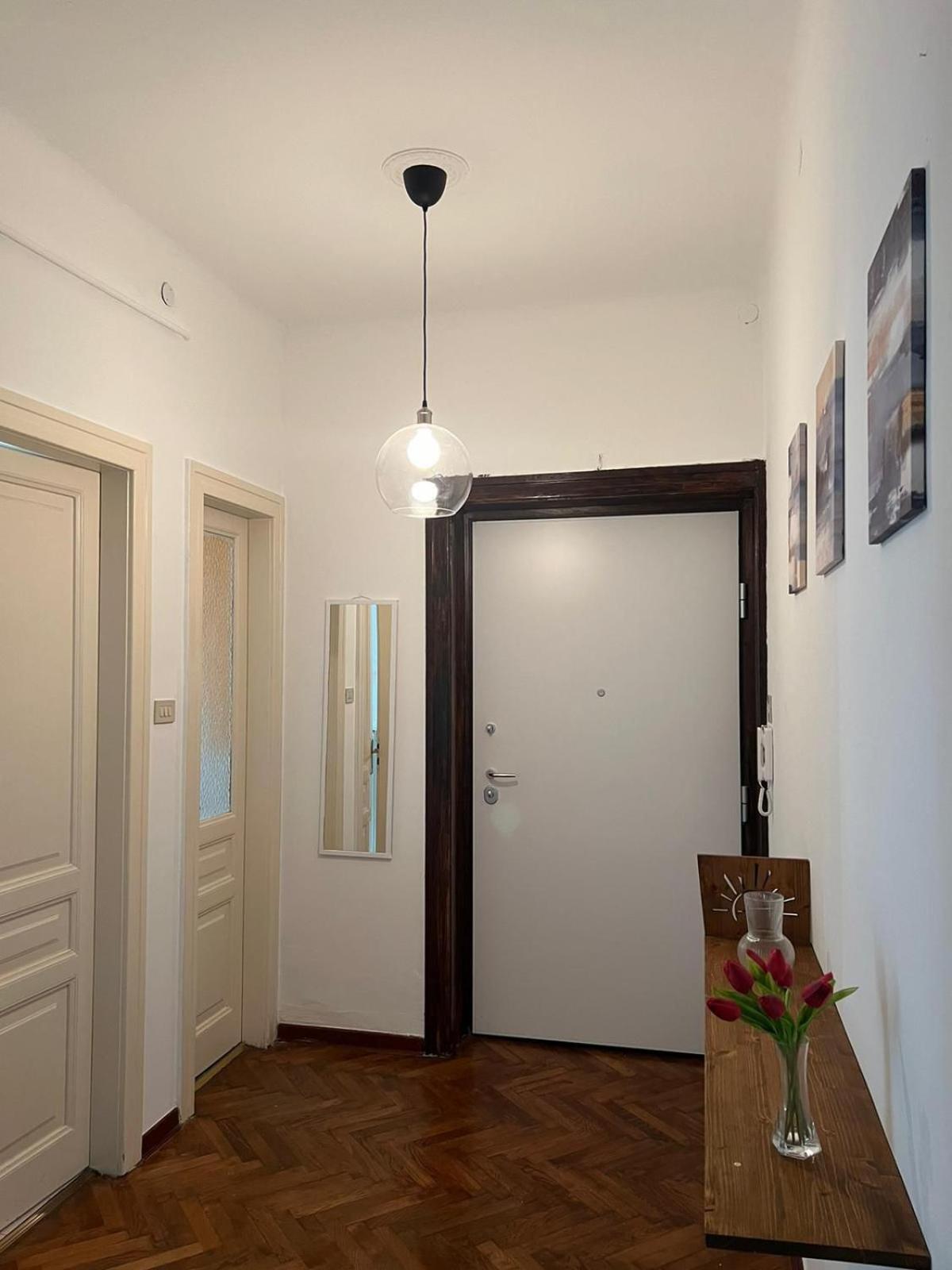 Casa Alice A 2 Passi Dal Centro 55 Mt 2 Appartement Triëst Buitenkant foto