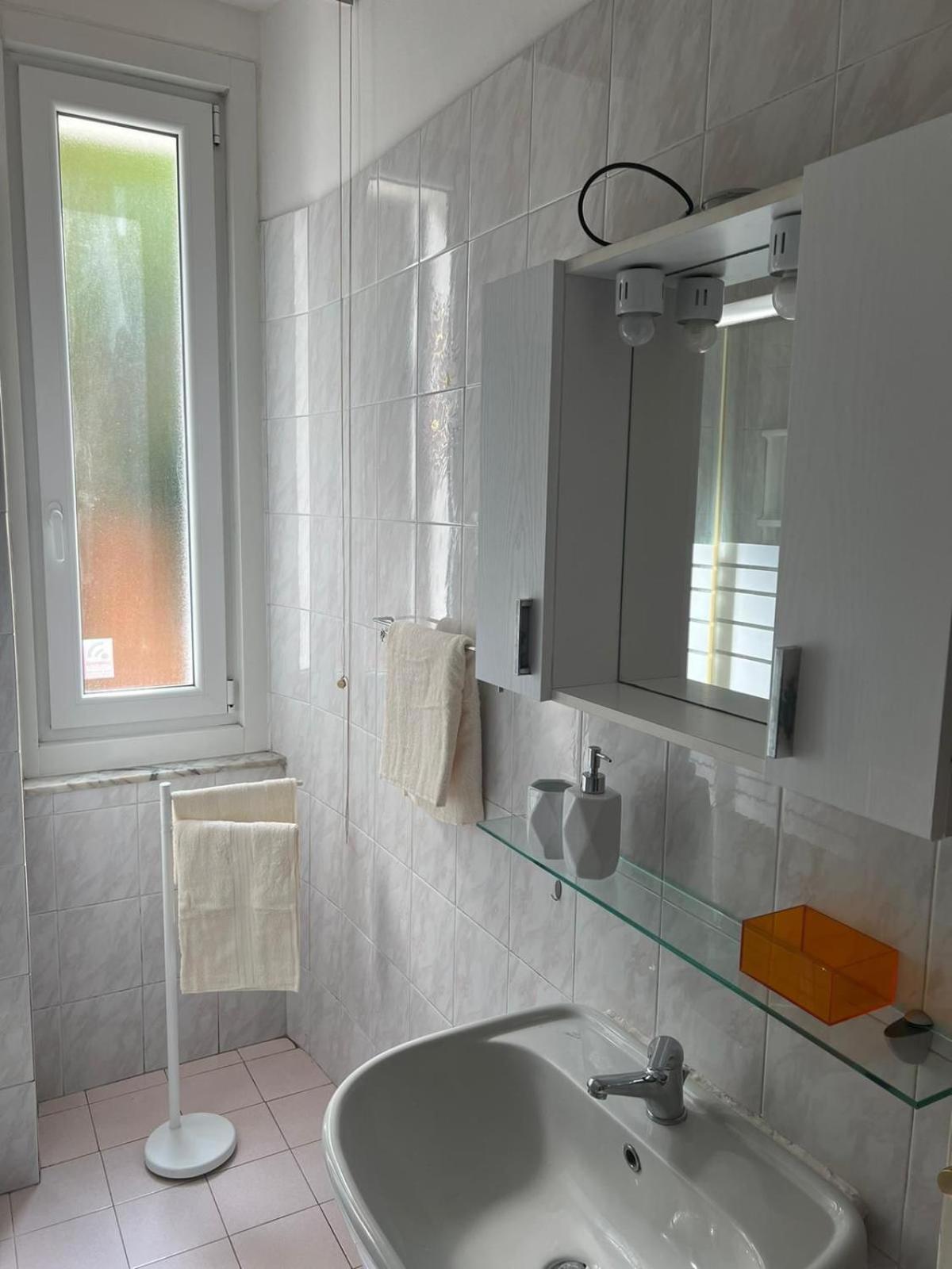 Casa Alice A 2 Passi Dal Centro 55 Mt 2 Appartement Triëst Buitenkant foto